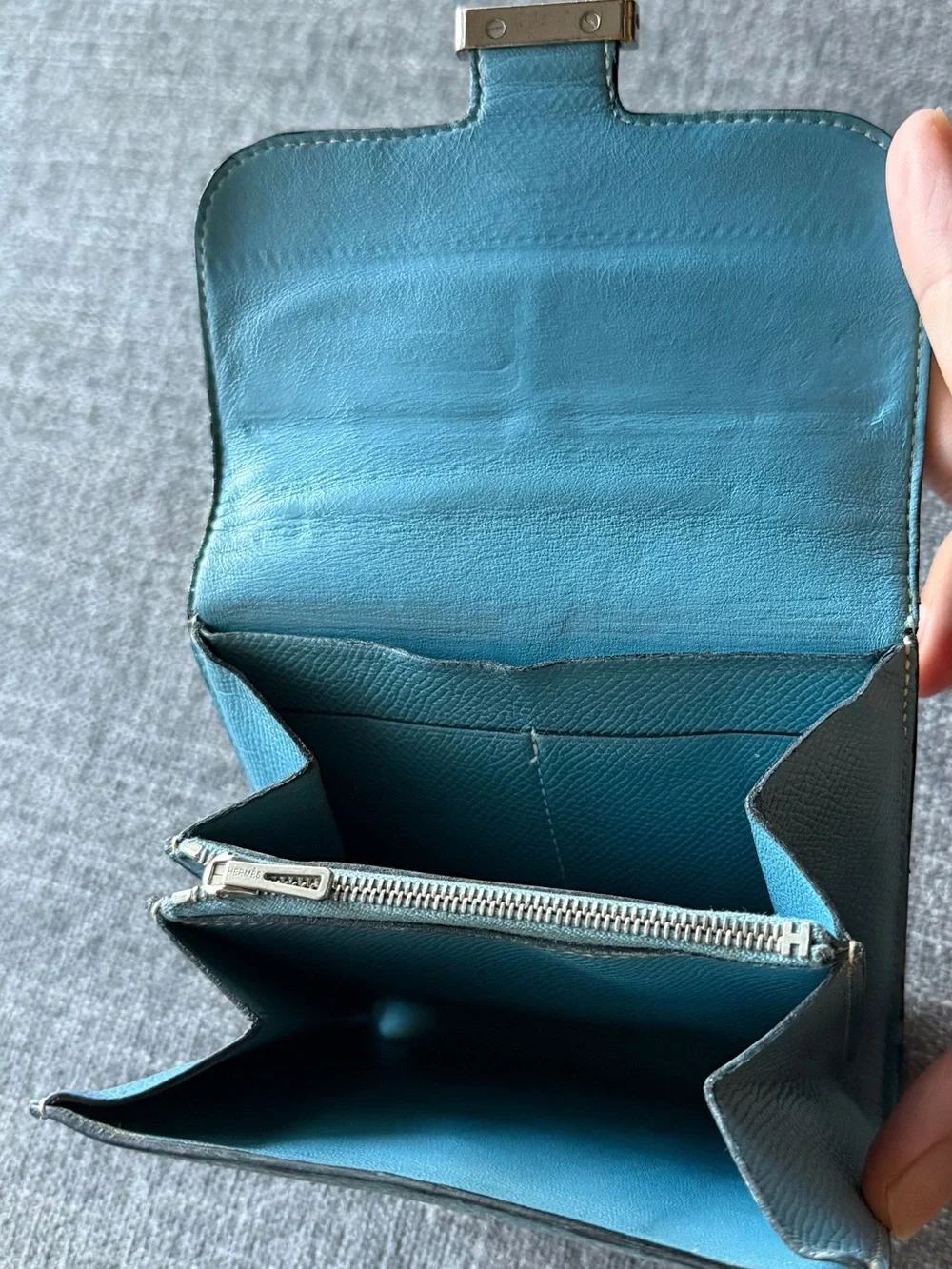 Hermes compact wallet